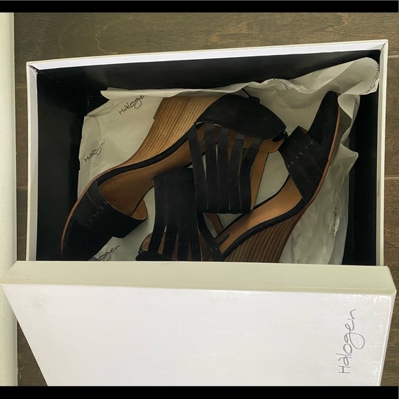 Halogen black suede heals - Picture 8 of 8